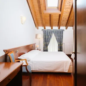 Hotel Centro Paolo Vi